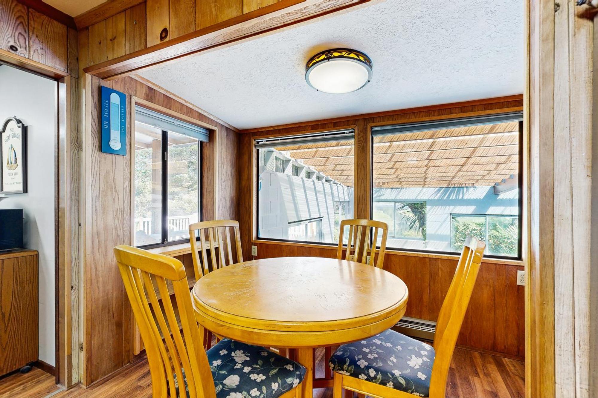 Crescent Lake Lookout Rockaway Beach Exterior foto